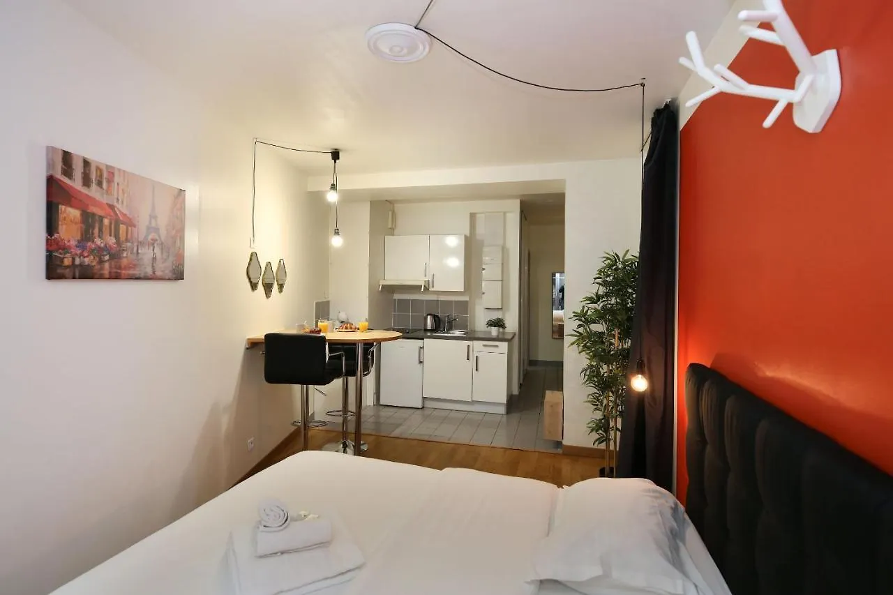 101 - Studio Confortable Avec Kitchenette Paris 5 Apartment